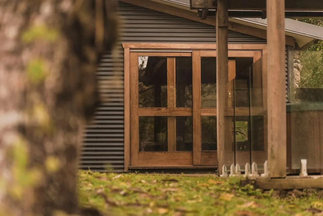 Palm Grove Rainforest Retreat Australia